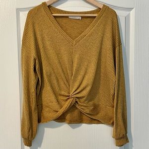 Long sleeve knot top